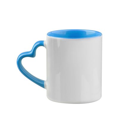 Tasse de couleur intérieure/poignée de 11 oz avec poignée en forme de cœur - Bleu clair