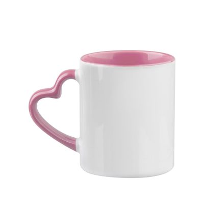 Tasse de couleur intérieure/poignée de 11 oz avec poignée en forme de cœur-rose