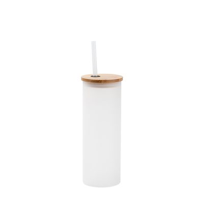 Gobelet fin en verre de 17 oz/500 ml avec couvercle en paille et en bambou (givré)