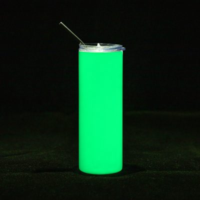 Gobelet SS 20oz/600ml avec paille et couvercle (brille dans le noir, blanc à vert)